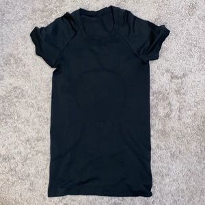 Lululemon Black Swiftly tech top